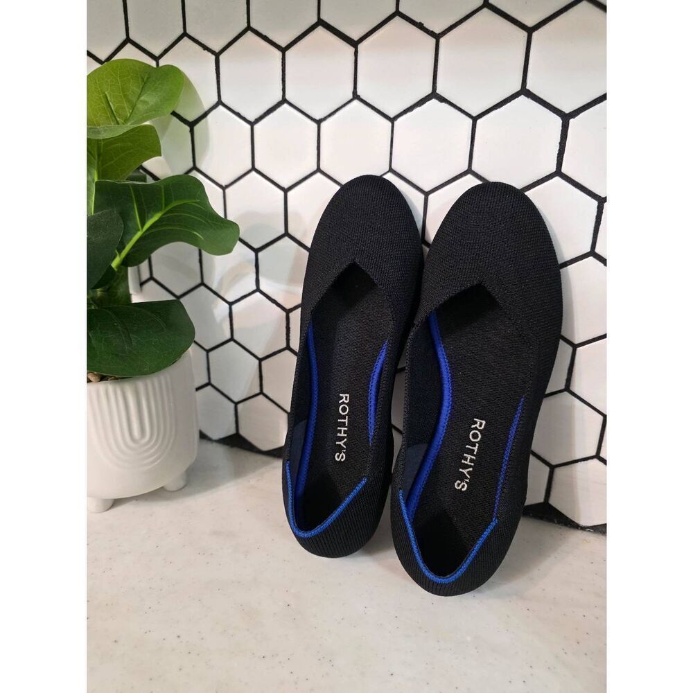 Rothys The Black Flat Size 8 1/2